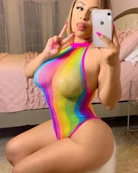 Photo from listing “Pauline”, age 27