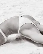 Photo from listing “Lívia Assunção”, age 27