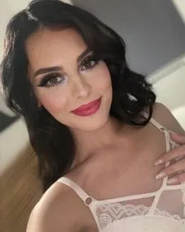 Photo from listing “Sofy”, age 27