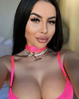 Photo from listing “Maya”, age 25