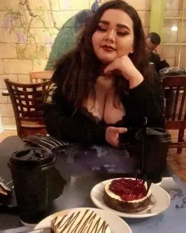 Photo from listing “Julierosa”, age 27