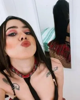 Photo from listing “Ariana”, age 27