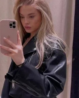 Photo from listing “Anita”, age 26