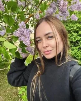 Photo from listing “angelaa”, age 30