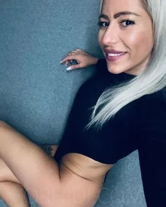 Photo from listing “Lucia”, age 33