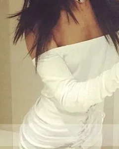 Photo from listing “Eve”, age 28