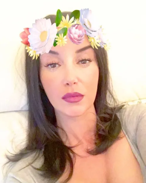 Photo from listing “zara75”, age 28