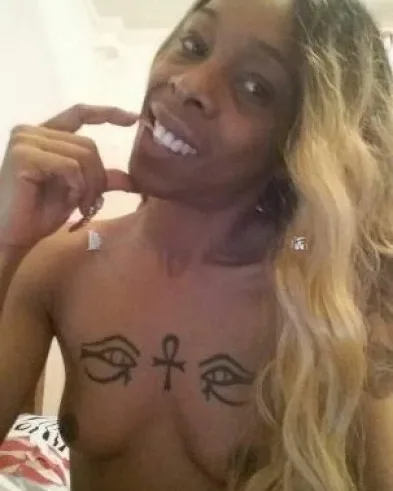 Photo from listing “Fiona Honey”, age 39