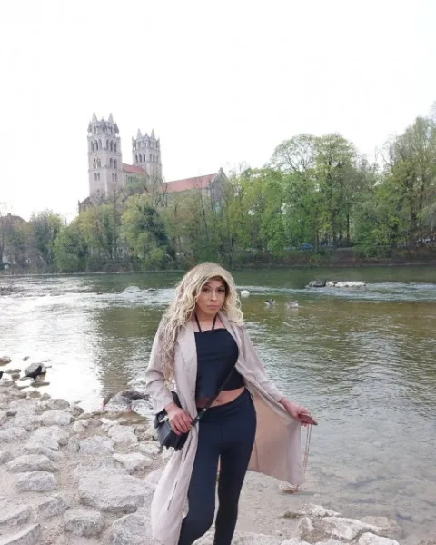 Photo from listing “Chanel”, age 34