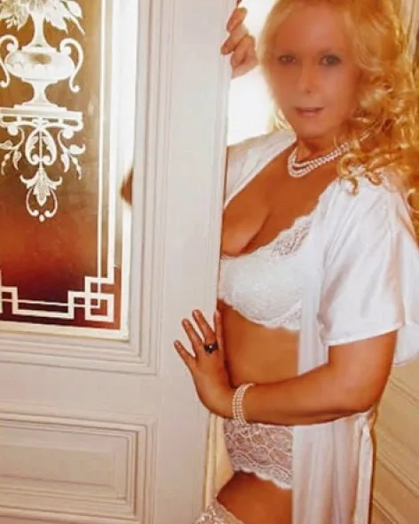 Photo from listing “Lena”, age 47