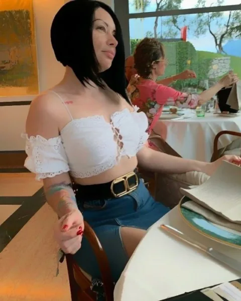Photo from listing “Gala”, age 30
