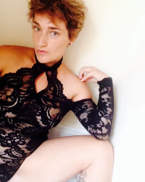 Photo from listing “louisa Smith”, age 29