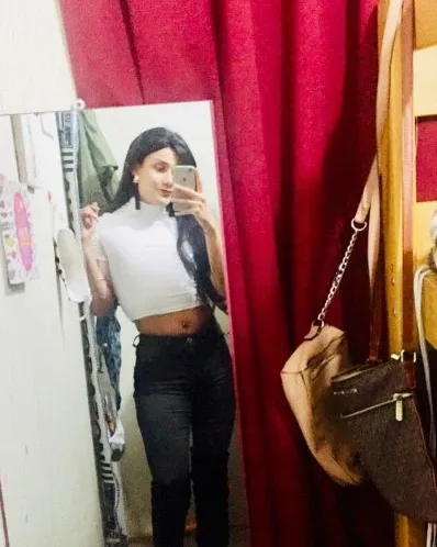 Photo from listing “Stephanie”, age 25