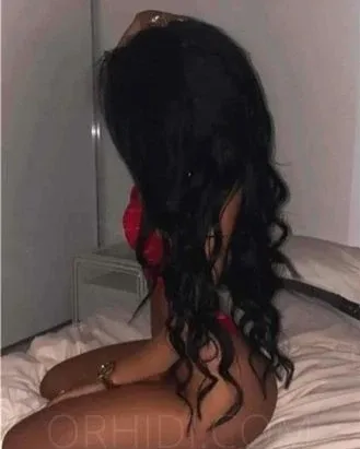 Photo from listing “Samy 100% Originale Bilder”, age 23