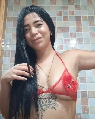 Photo from listing “Carolina”, age 24