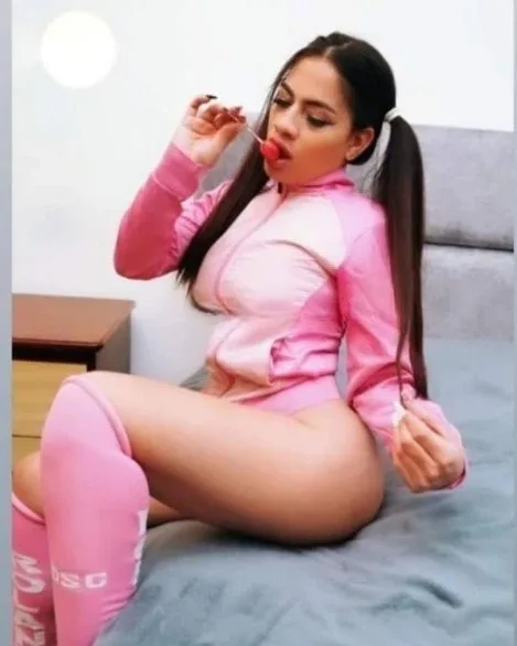 Photo from listing “Sammy Bambina”, age 24
