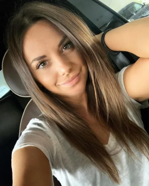 Photo from listing “Kirstie”, age 22