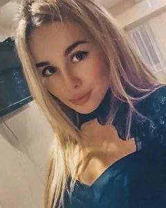 Photo from listing “Lina”, age 23