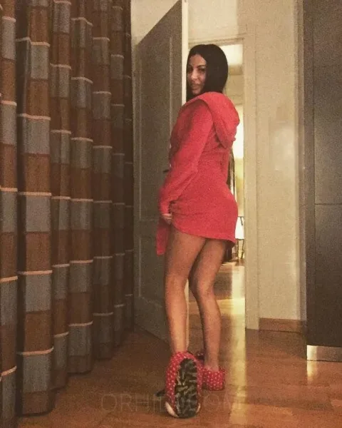Photo from listing “maya”, age 26
