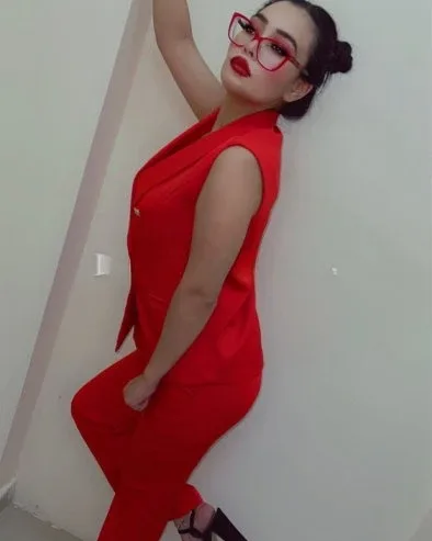 Photo from listing “Madine”, age 24