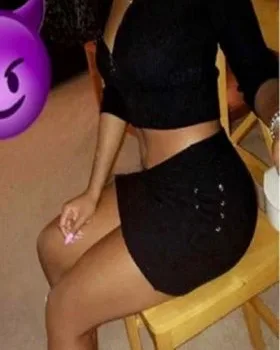 Photo from listing “Bella”, age 24