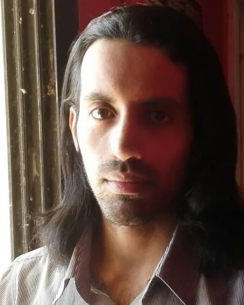 Photo from listing “Ali Jay”, age 34