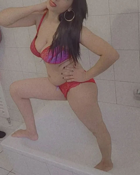 Photo from listing “Djessika”, age 28