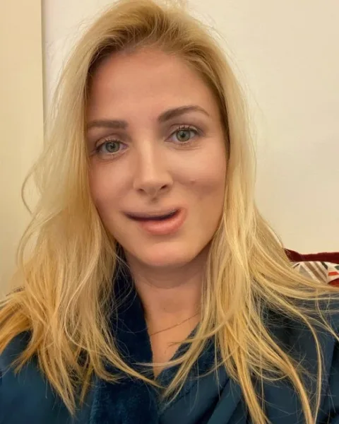 Photo from listing “Andaanda”, age 31