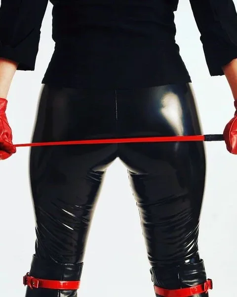 Photo from listing “Madame Simone”, age 32