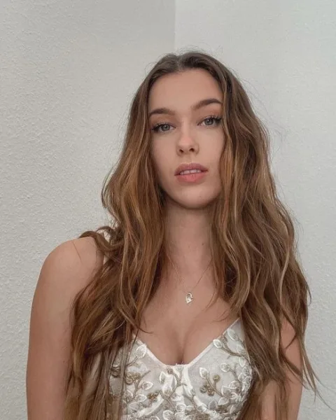 Photo from listing “Celesta”, age 20