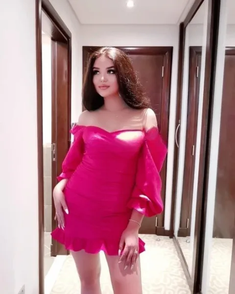 Photo from listing “Sara”, age 29