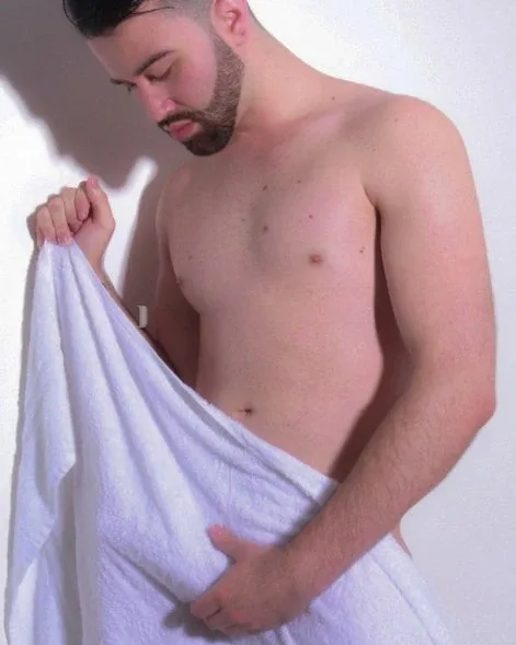 Photo from listing “Junior”, age 24