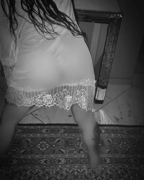 Photo from listing “Alisia01”, age 29
