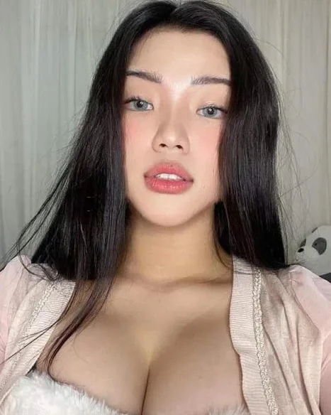 Photo from listing “Helen”, age 23