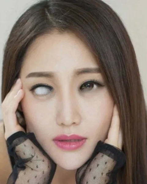Photo from listing “Chia-Ki”, age 26