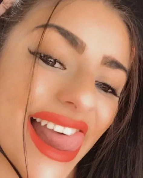 Photo from listing “Caroline”, age 23