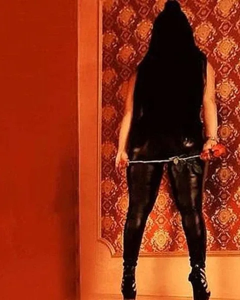 Photo from listing “Luna”, age 33