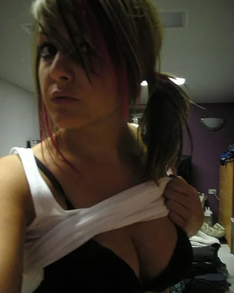 Photo from listing “luba”, age 29