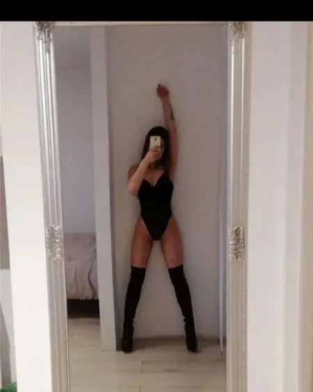 Photo from listing “Maya”, age 26