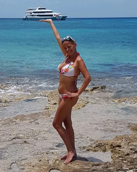 Photo from listing “Melodie”, age 18