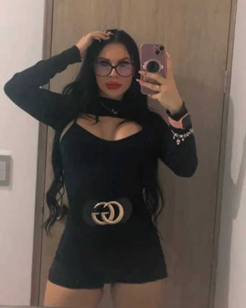 Photo from listing “Alessa”, age 21