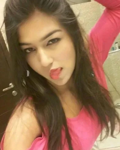 Photo from listing “Mahnoor”, age 25