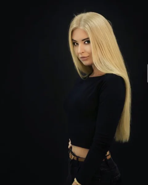 Photo from listing “Courtney”, age 24