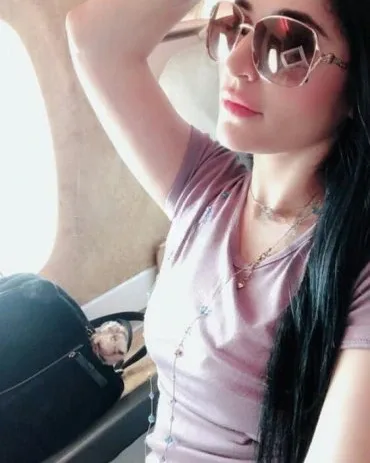 Photo from listing “Zoha”, age 24