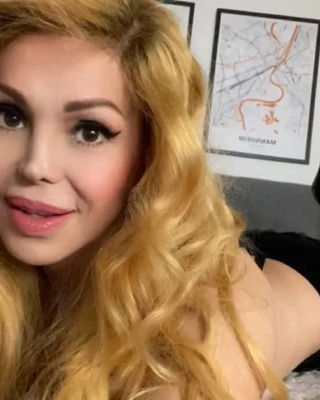 Photo from listing “Emma Trans”, age 31