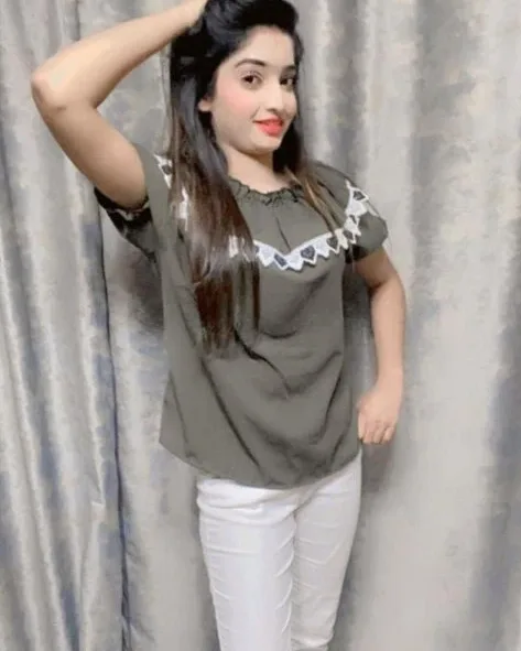 Photo from listing “Maya”, age 21
