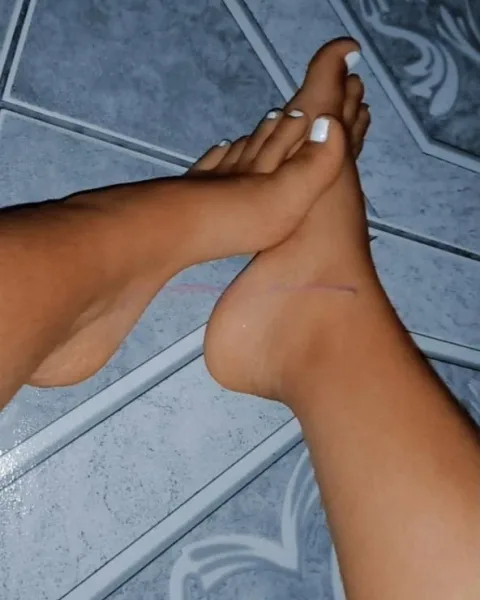 Photo from listing “Dana”, age 19