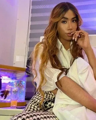 Photo from listing “Lucia”, age 23