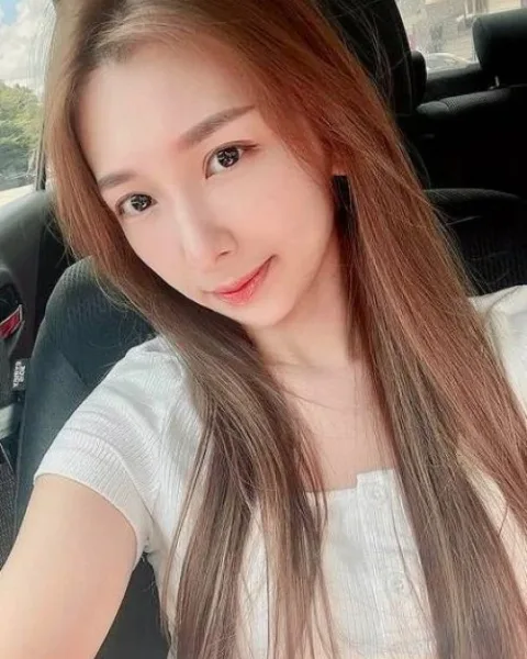 Photo from listing “Christine”, age 24