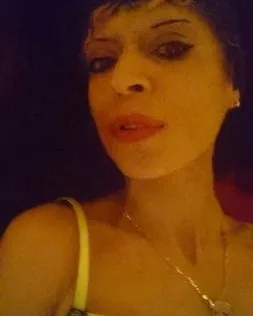 Photo from listing “Isabell Santana”, age 41